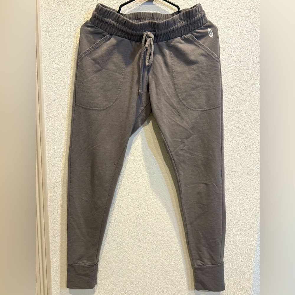 Free people movement joggers in grey - size small